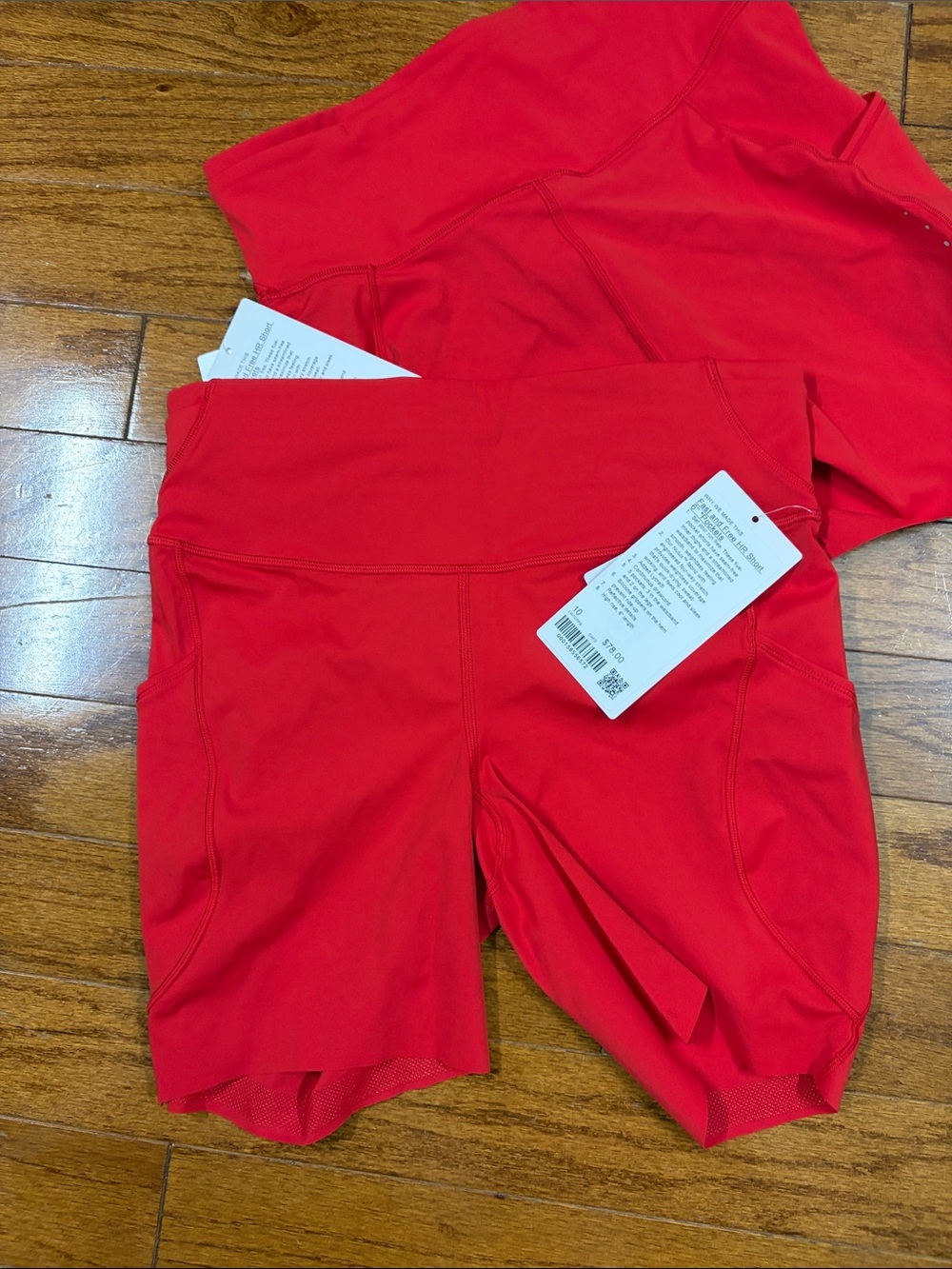 293. Lululemon Fast and Free High-Rise Short 6" *Pockets Oxford Red NWT 6,8,10 - Picture 2 of 3